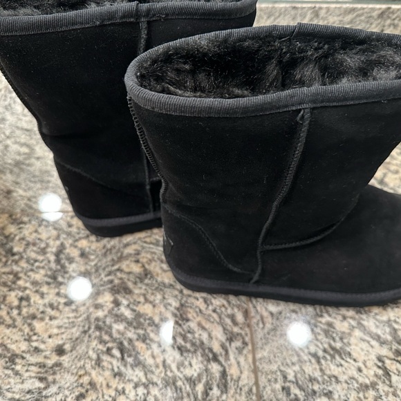 Ugg boots women’s size 9 mid calf - Picture 6 of 6